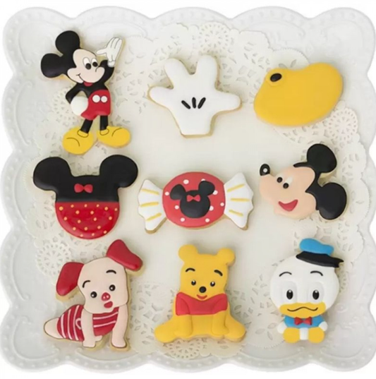 Bakewareind Disney and Cartoon Character Plastic Cookie and Fondant Cutter Set