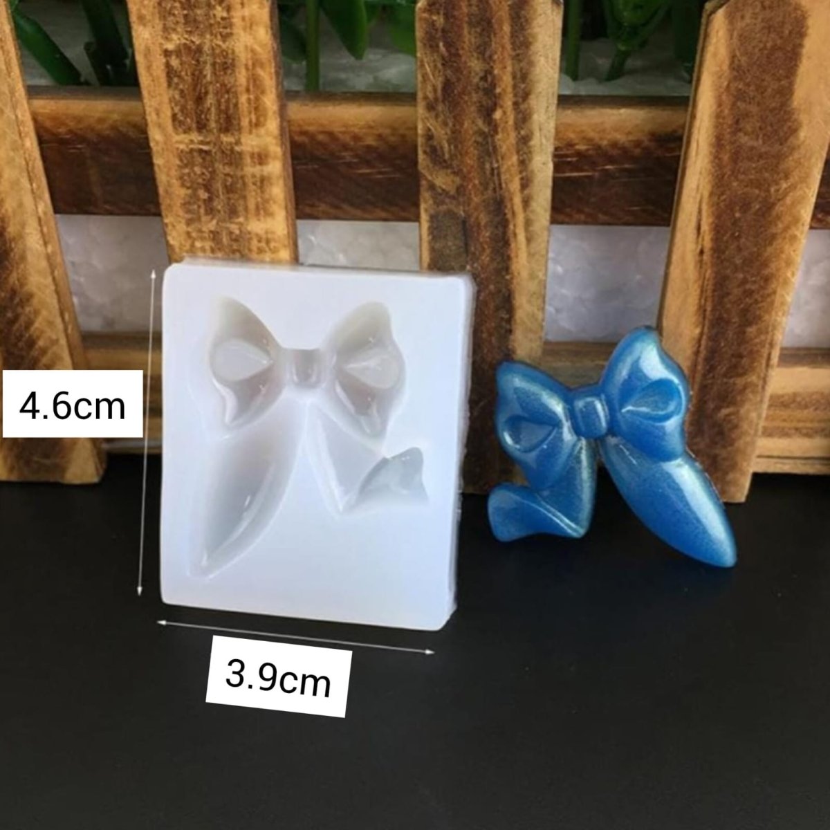 Bakewareind Bowknot Silicone Cake Mould - Bakeware India