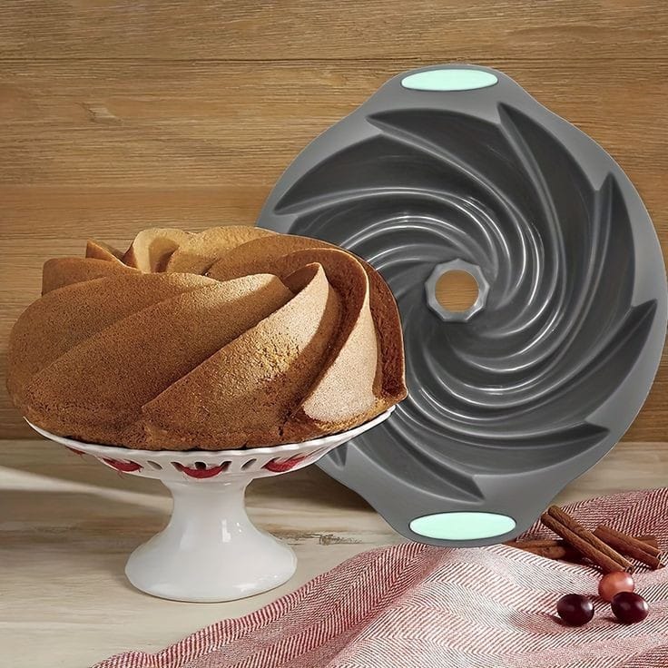 Bakewareind Bundt Fluted Cake Pan with Metal Frame