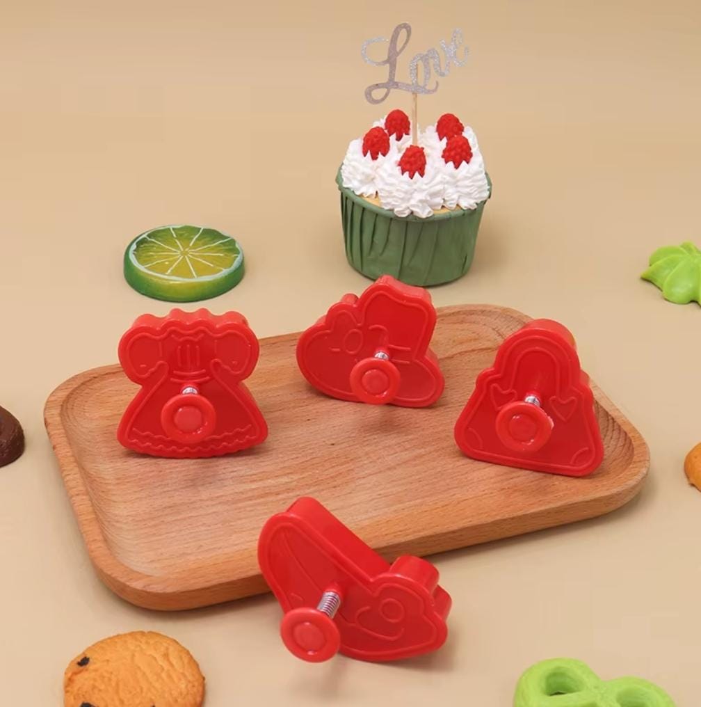 Bakewareind Dress, Hat, Heels & Bag Plunger Cookie Cutter, 4pcs set - Bakeware India