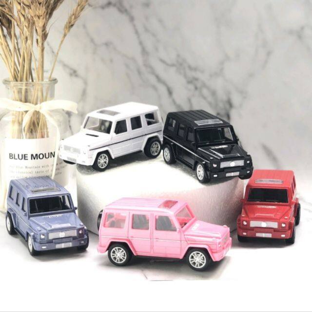 Bakewareind G wagon Car Toy Cake Decoration Cake Topper, (select color