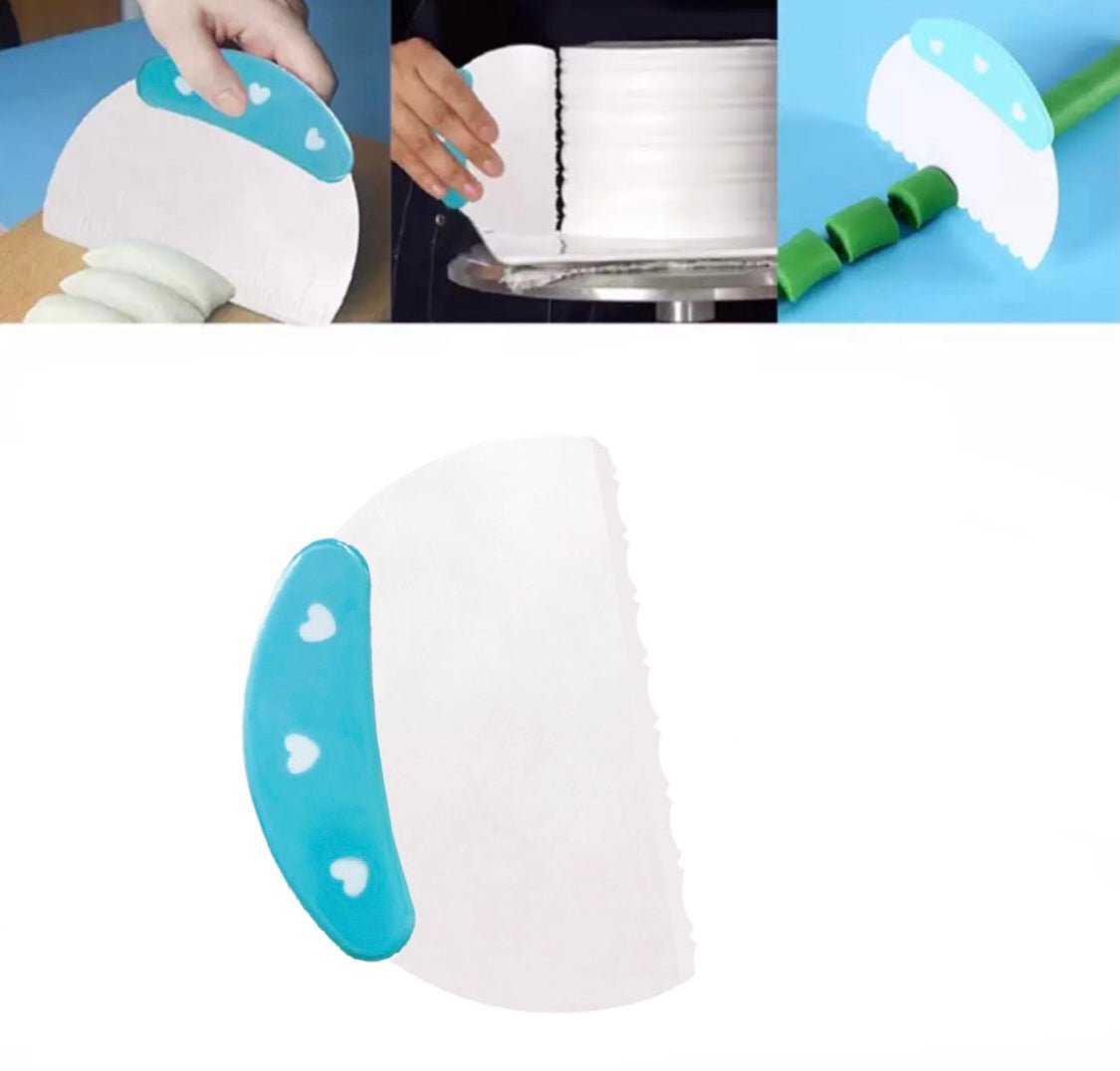 Bakewareind Designer Plastic Scrapper with Handle - Bakewareindia