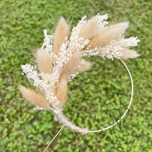 Bakewareind Dried Flower Wreath Bouquet Cake Topper,Natural - Bakewareindia