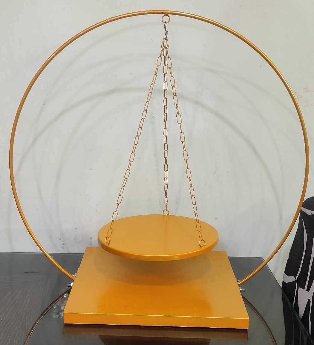 Bakewareind Swing Hoop Cake stand - Bakewareindia