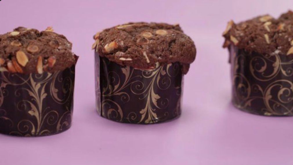 Novacart Panettone Basso Cupcake Bake And Serve Liners , 50 pcs - Bakewareindia