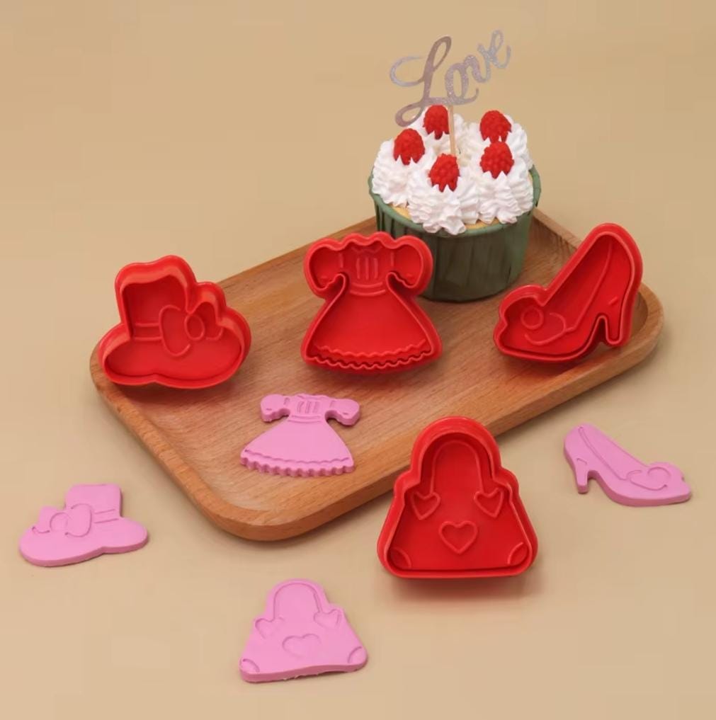 Bakewareind Dress, Hat, Heels & Bag Plunger Cookie Cutter, 4pcs set