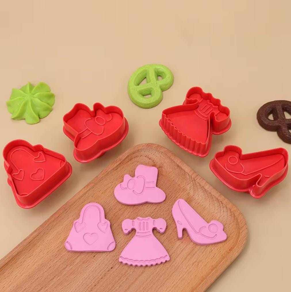 Bakewareind Dress, Hat, Heels & Bag Plunger Cookie Cutter, 4pcs set