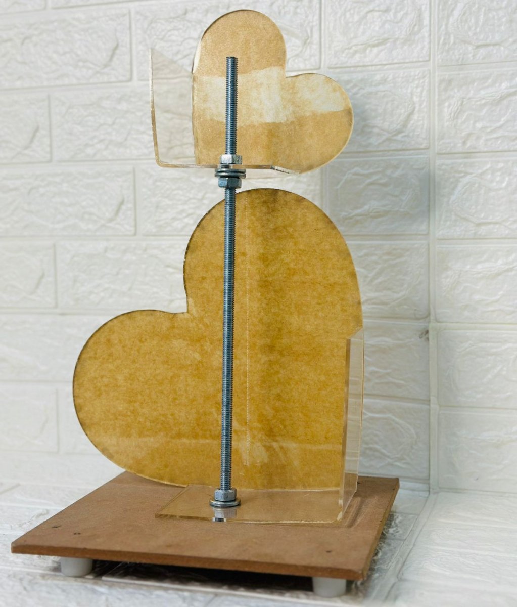 Bakewareind 2 & 4 Tier Cake Stand Heart Shape - Bakeware India