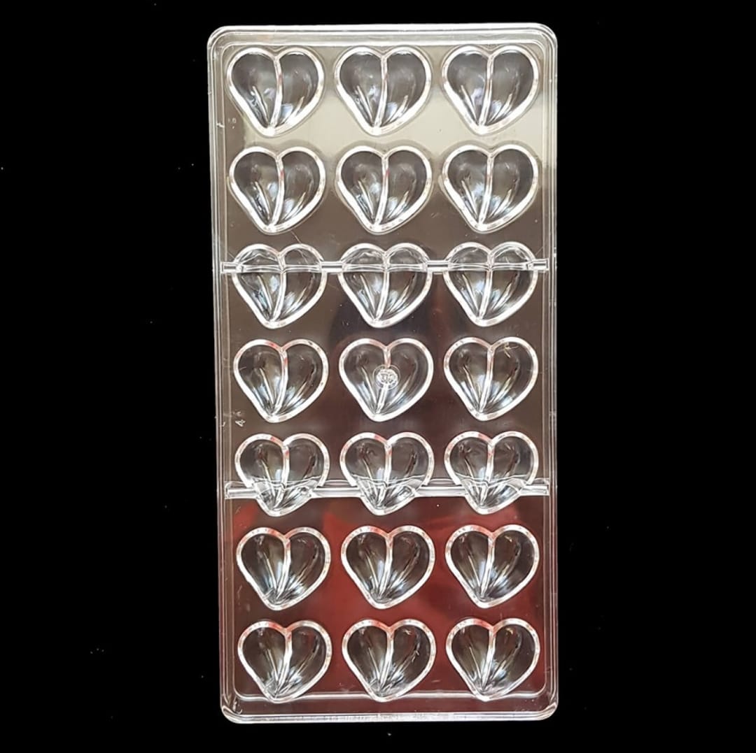 Bakewareind 21 cavity heart polycarbonate chocolate mould - Bakeware India