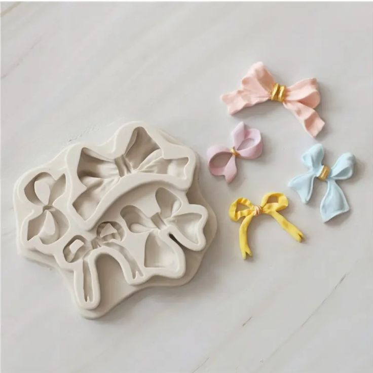 Bakewareind Assorted Big Bow Fondant Chocolate Silicone Mould - Bakeware India