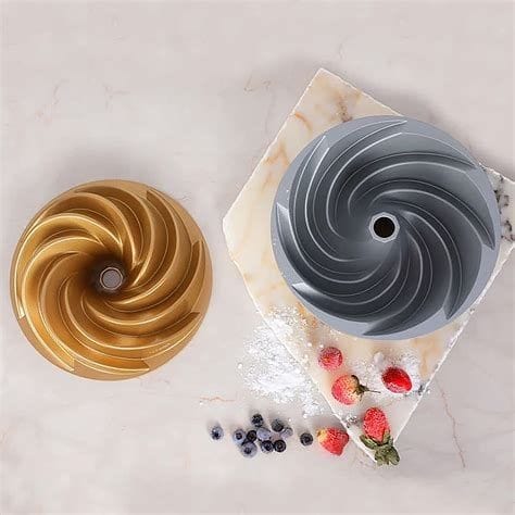 Bakewareind Bundt Fluted Cake Pan with Metal Frame - Bakeware India