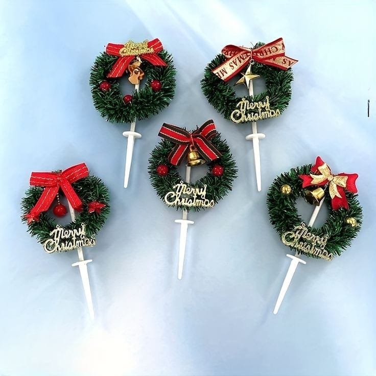 Bakewareind Christmas Wreath Cake Decoration Cake Topper, 5pcs - Bakeware India