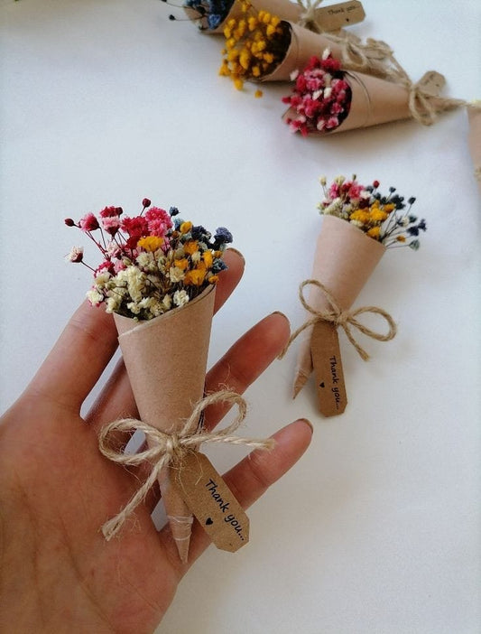 Bakewareind Dried Baby Breath Gysophilia Flower Mini Customize Bouquets { Select Colors } - Bakeware India