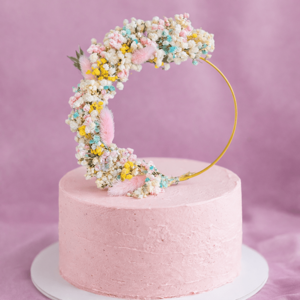 Bakewareind Dried Flower Baby Breath Wreath Cake Décor - Bakeware India