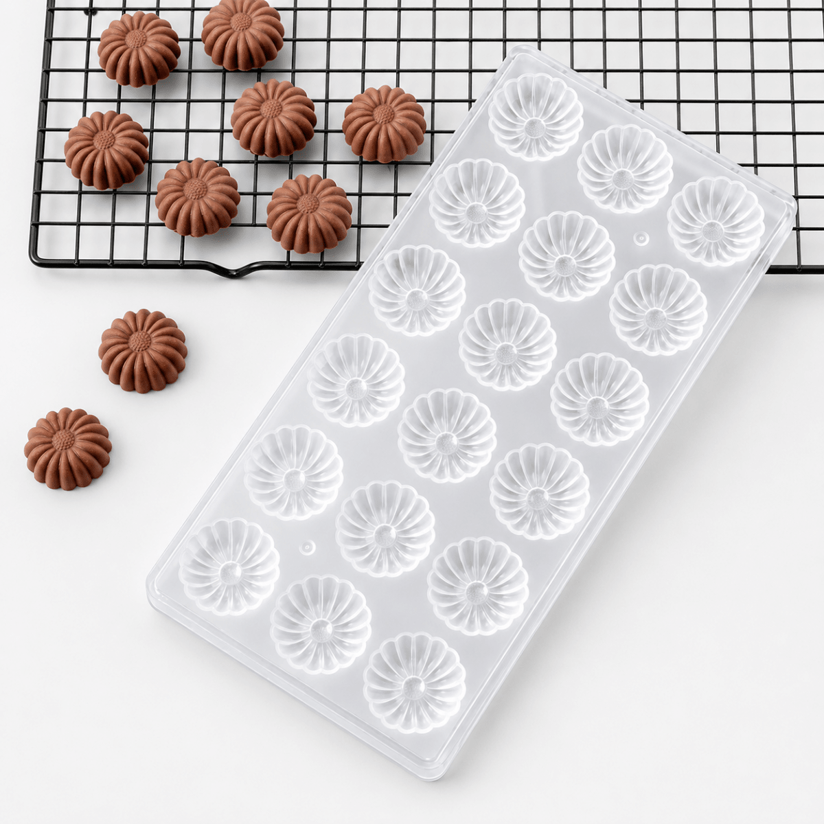 Bakewareind Flower Polycarbonate Chocolate Mould, 18 Cavity - Bakeware India