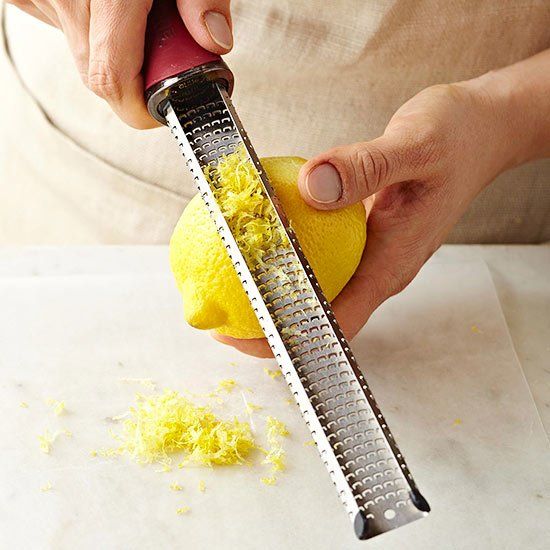 Bakewareind Microplane Zester Grater Stainless Steel Tool with Plastic Protective Cover - Bakeware India