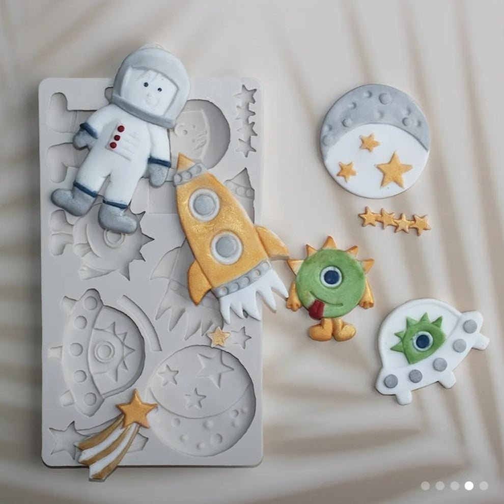 Bakewareind Outerspace Space Rocket Astronaut AlienFondant Silicone Mould - Bakeware India