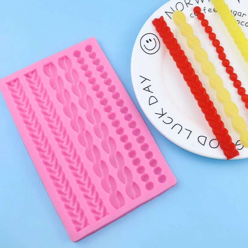Bakewareind Twist Braided Rope Lace Cake Silicone Mould ,6 Cavity - Bakeware India