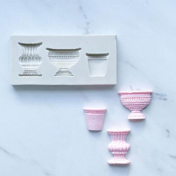 Bakewareind Vase Shape Silicone Fondant Cake Mould - Bakeware India