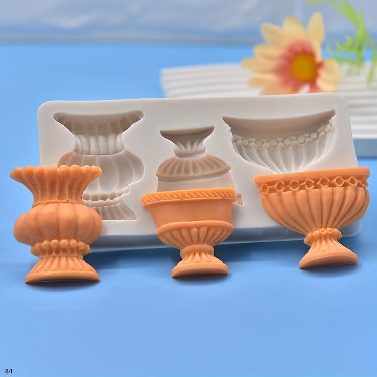 Bakewareind Vase Shape Silicone Fondant Cake Mould - Bakeware India