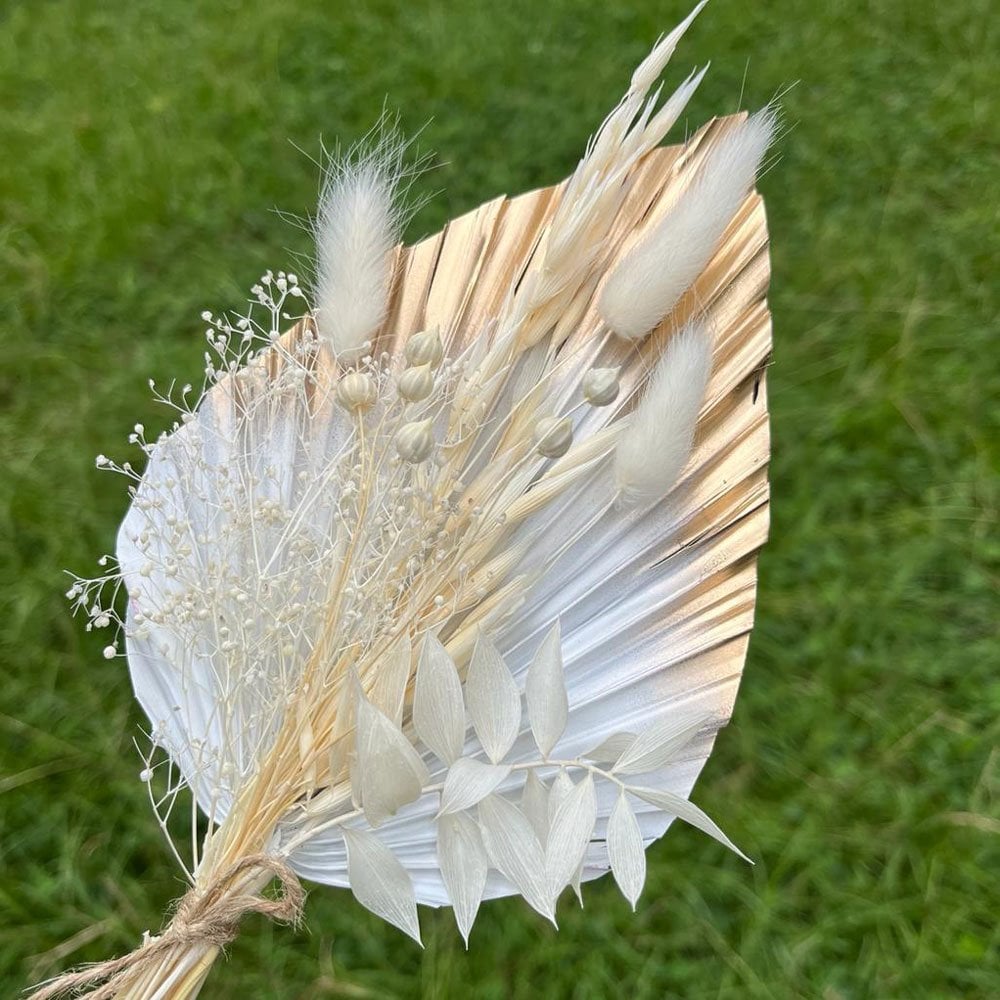 Bakewareind Golden Fleur Bride Palm Leaf Dried Flower Bouquet - Bakewareindia